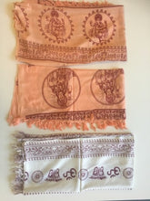 Load image into Gallery viewer, Authentic Indian shawl pareo meditation